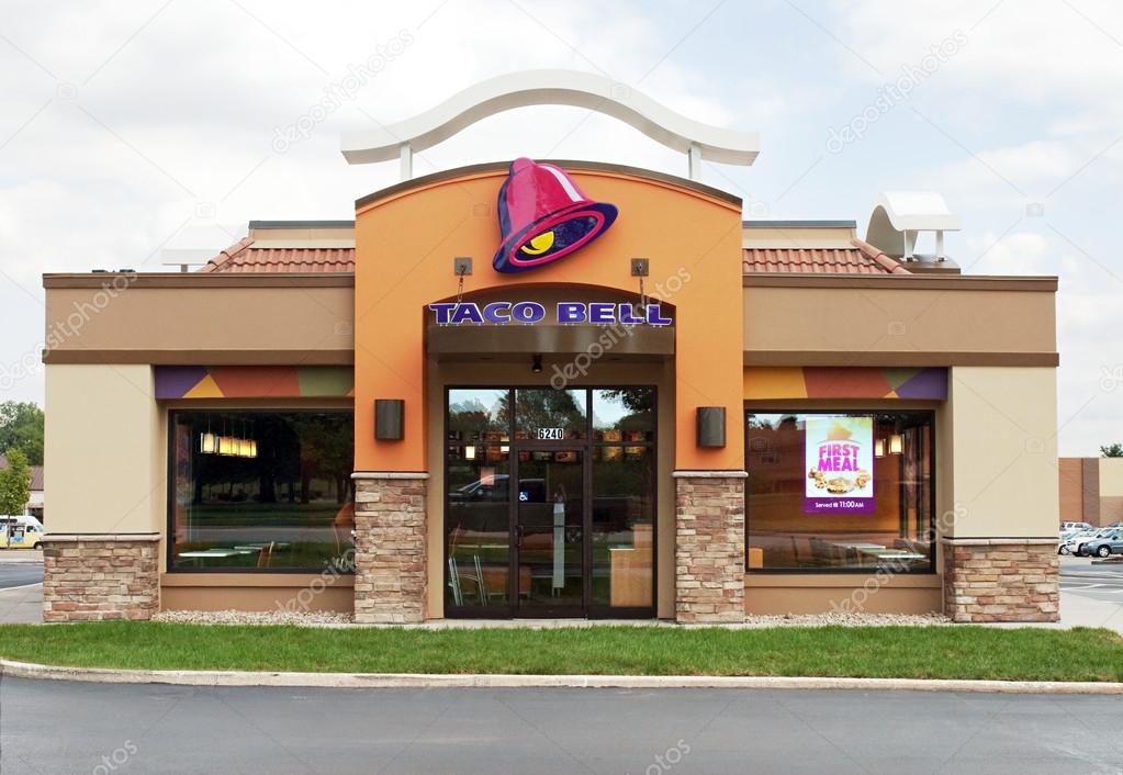 Dayton, Ohio, USA - August 25: Taco Bell Restaurant, with its newest design, stands open for business in Dayton, Ohio August 25, 2011, serving American-adapted Mexican food to more than 2 billion consumers each year in restaurants in the U.S .