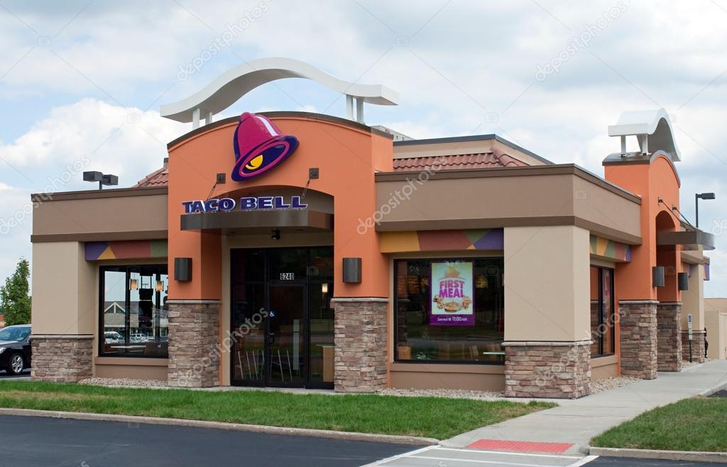 Dayton, Ohio, USA - August 25: Taco Bell Restaurant, with its newest design, stands open for business in Dayton, Ohio August 25, 2011, serving American-adapted Mexican food to more than 2 billion consumers each year in restaurants in the U.S .