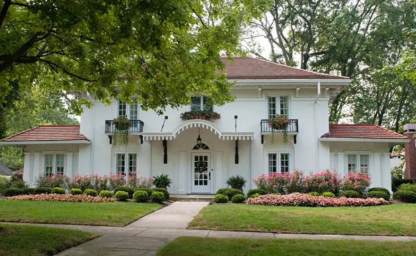 Plantation Style House — Stock Image Plantation Style House Royalty Free Stock Photos