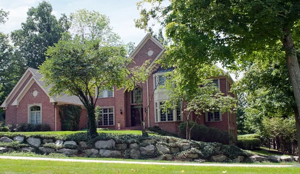 Grand House with Stone Wall — Stock Photo, Image