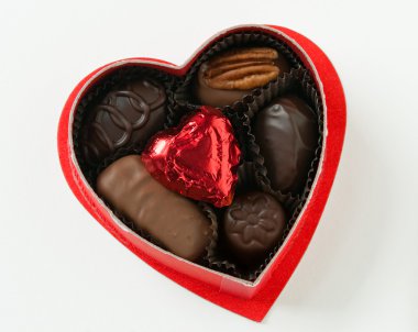 Kalp ile çikolata şeker