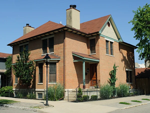 Rehabbed Older Home — Zdjęcie stockowe