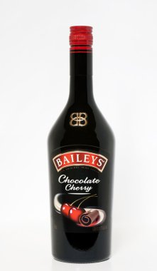 Baileys çikolata kiraz İrlanda kreması