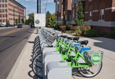 Bağlantı Dayton Bisiklet Paylaş Ud sabah ışık yakınındaki