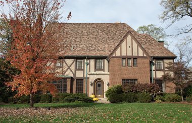 İngilizce Tudor ev Güz
