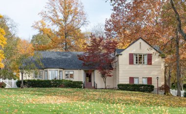 Sonbahar Country House ormanda
