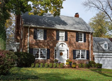 Eski tuğla ülke ev Güz