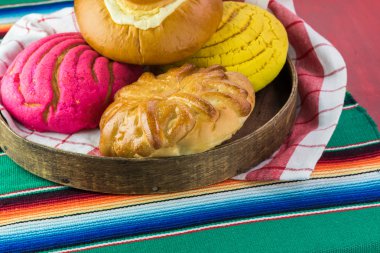 Çeşitli Meksika hamur işleri.