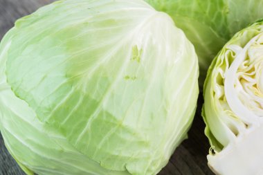 Taze, organik yeşil lahana. 