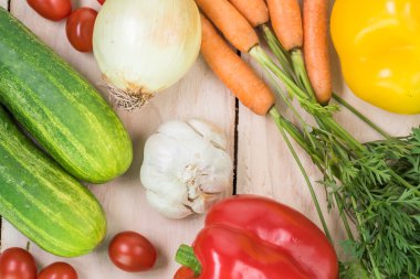 Turşu sebze için malzemeler.