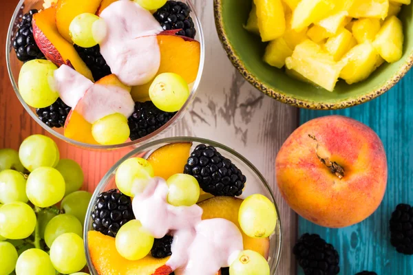 Salada de frutas . — Fotografia de Stock