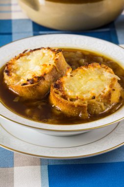 Fransız soğan çorbası.