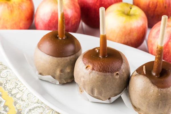 Caramel apples