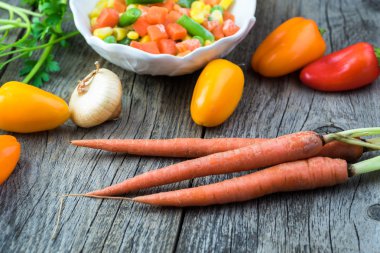 Doldurulmuş tavuk için malzemeler.