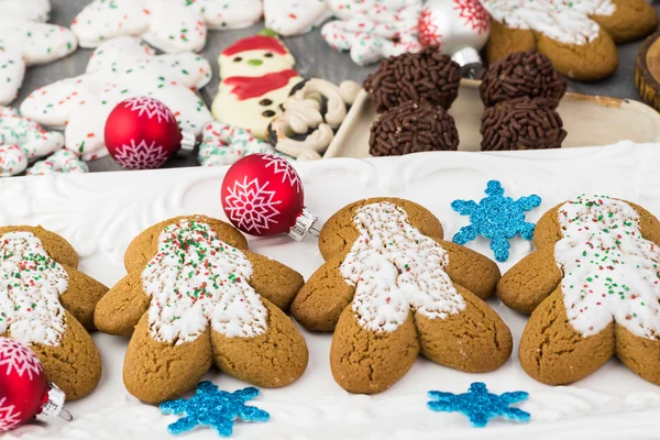 Ανάμικτες μπισκότα Χριστουγέννων. — Φωτογραφία Αρχείου