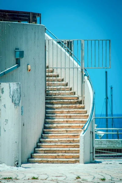 海の古い石の階段 — ストック写真
