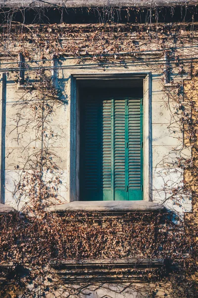 Vecchia Finestra Nella Città Barcellona — Foto Stock