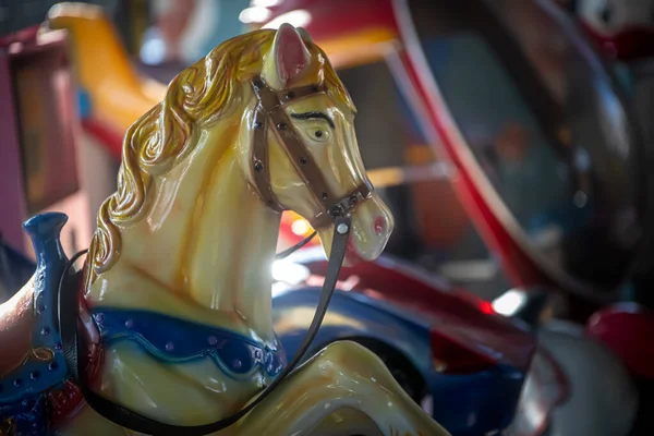 Trähästar Karusell Buenos Aires — Stockfoto