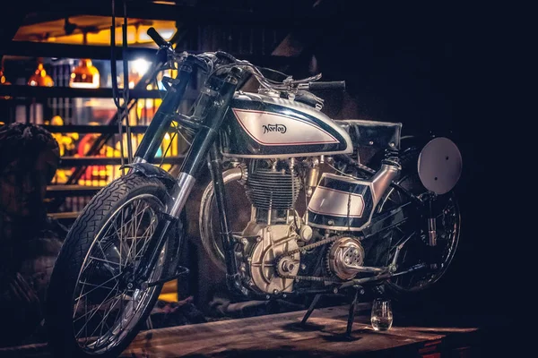 View Vintage Motorcycle Garage — Stockfoto