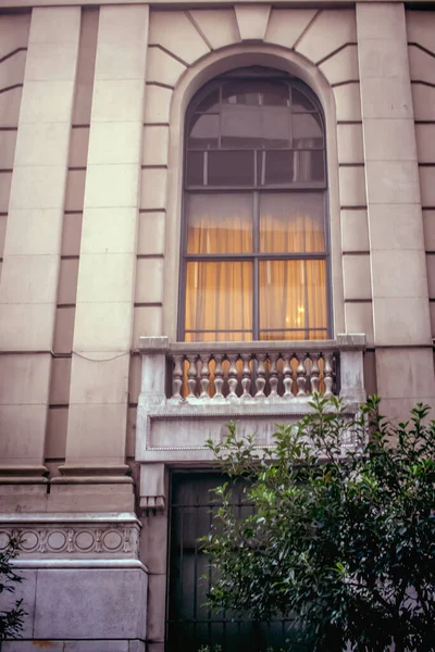 Vieja Ventana Ciudad —  Fotos de Stock