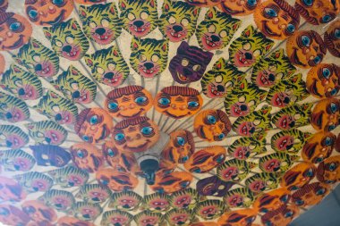 Şemsiye yakın çekim görünümünün renkli arkaplanı