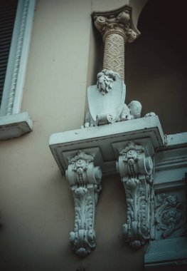 İsrail Eyaleti 'nin başkentindeki evin heykeli.