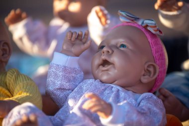 Oyuncak bebeğin yakın çekim görüntüsü