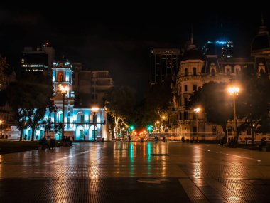 Barselona şehrinin gece manzarası, İspanya