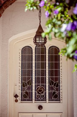 Duvardaki dekoratif fener