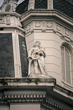 Şehirde güzel bir mimari unsuru