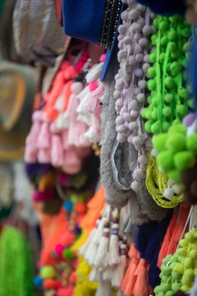 Bufandas Hechas Mano Coloridas Para Venta Mercado — Foto de Stock