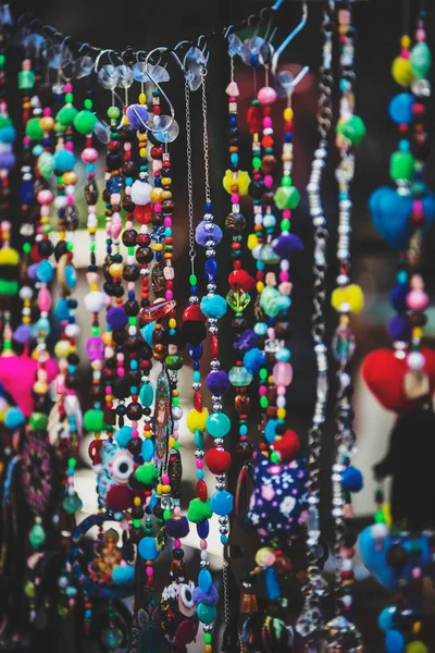Contas Coloridas Para Venda Mercado — Fotografia de Stock