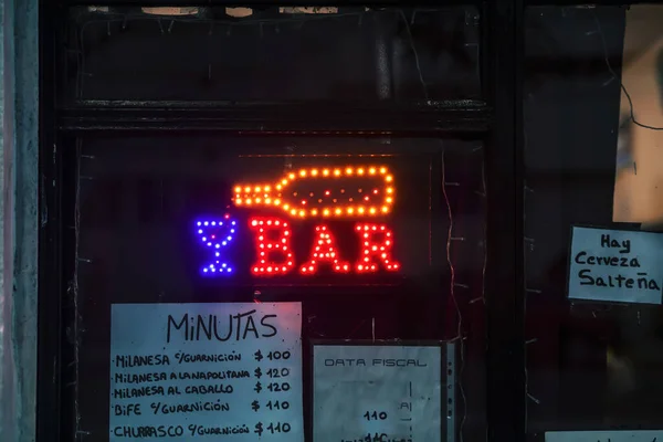 Bar Neon Színes Felirat Bejárat Felett — Stock Fotó