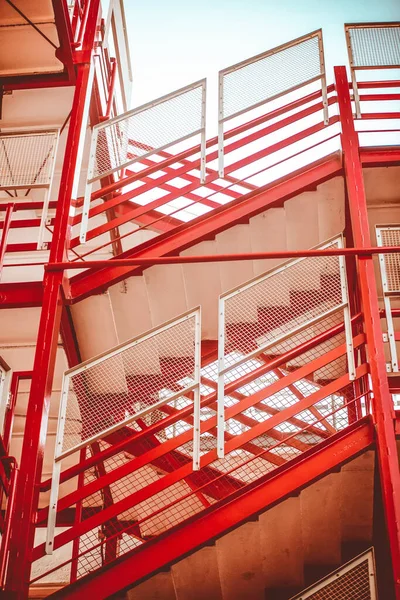 Escaliers Bois Rouge Blanc Intérieur Bâtiment — Photo
