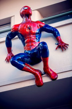 Buenos Aires caddesindeki örümcek adam, Arjantin