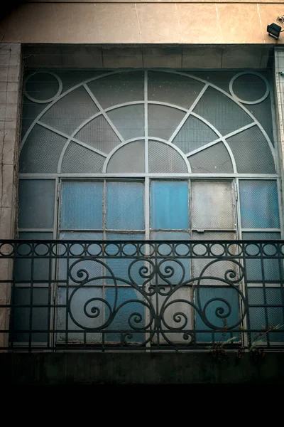 Detail Van Gevel Van Het Oude Historische Gebouw — Stockfoto