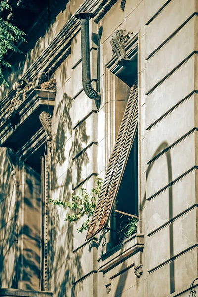 Detalj Fasaden Den Gamla Historiska Byggnaden — Stockfoto