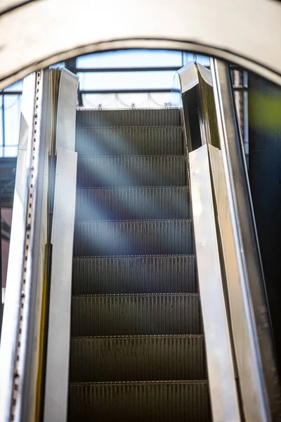 Escaleras Mecánicas Ciudad Vista Cerca —  Fotos de Stock