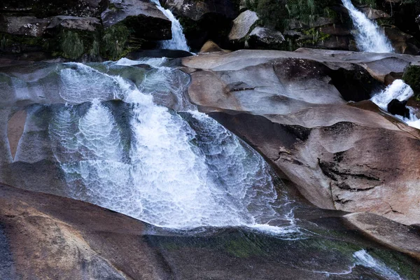 Cochamo slaytları, La Junta Vadisi 