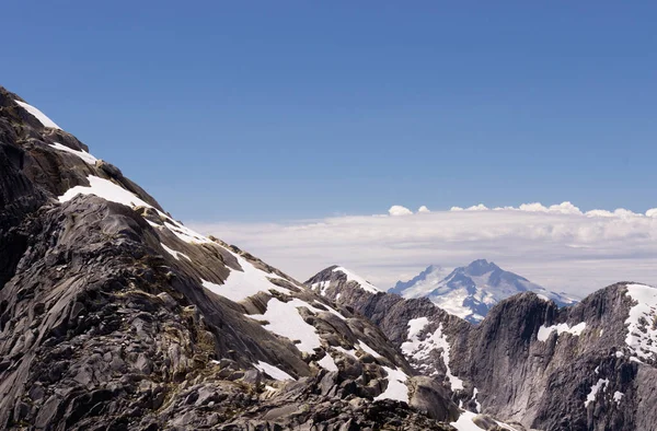 Gökkuşağı tepesinden Calbuco volkanı