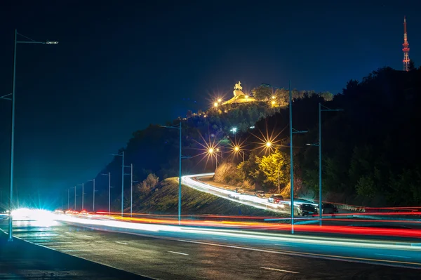 Başkurdistan Ufa başkenti gece hayatı