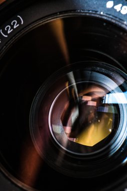 Vintage fotoğraf makinesi lens flare ile yakın çekim