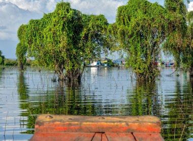 Park lake Tonle Sap üzerinde