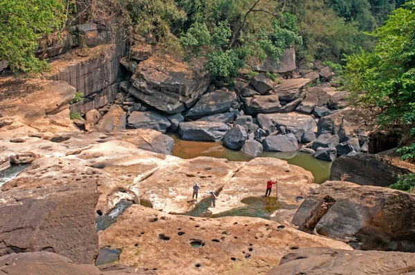 Cascada en el parque nacional Thung Salaeng Luang — Foto de Stock