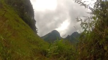 Mountains3 gökyüzünde