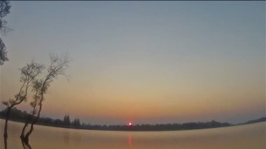 Sunset bulvarında göl Huai Tueng Thao2