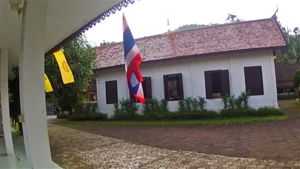 Templo de Prathat Mae Yen — Vídeo de stock