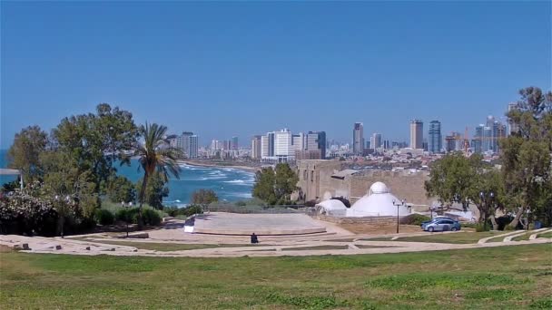 Tel-aviv Meeresküste vom alten Jaffa aus gesehen — Stockvideo