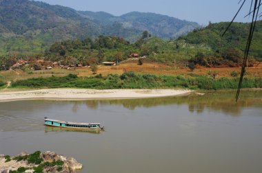 Yol dağlarda. Mae Hong Son il