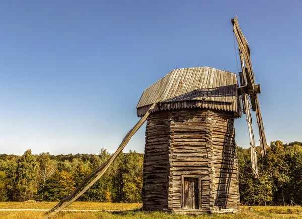 Old wooden windmill. — Stock Photo, Image